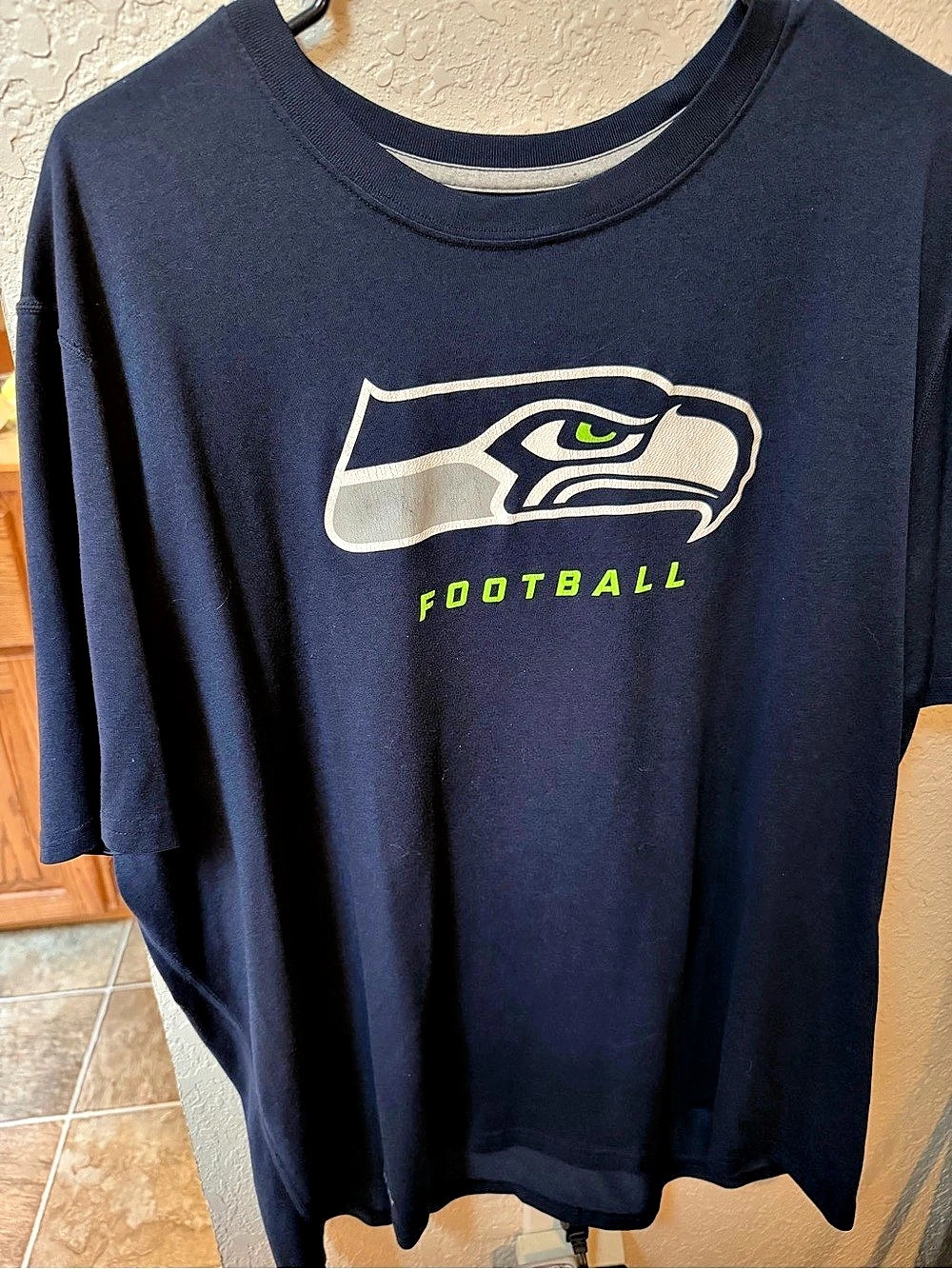 Nike NFL Seattle Seahawks Dri-Fit T-Shirt Blue & Green XL